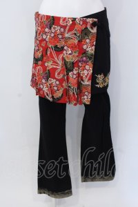 gouk / 和柄&龍刺繍ラップスカート風パンツ  ブラック×レッド O-25-04-15-002-GO-PA-IG-OS