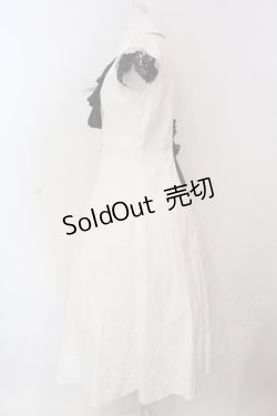 画像3: MARBLE / フリルタイ付き ゴシック調ロングワンピース  ホワイト×ブラック O-25-04-17-005-GO-OP-IG-OS