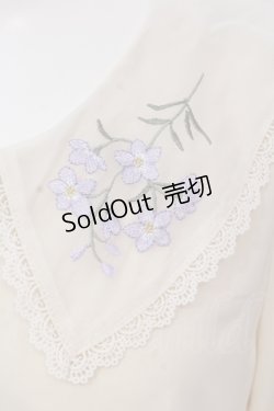 画像2: Fi.n.t / デルフィニウム刺繍ビッグカラーブラウス  アイボリー O-25-04-19-029-CA-BL-IG-OS