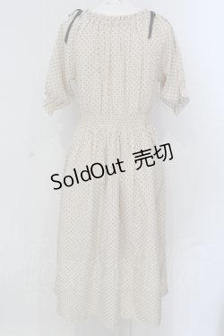 画像3: Fi.n.t HOME / ドット柄オフショルワンピース  ベージュ O-25-04-19-031-LO-OP-IG-OS