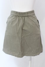 画像3: 【SALE】Fi.n.t / ロゴプリント折り返しフラップミニスカート  グリーン O-25-04-19-045-CA-SK-IG-ZT230 (3)
