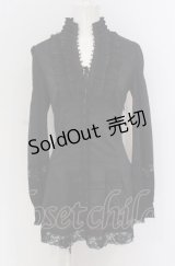 Ozz oneste / バックティアードブラウスチュニック  ブラック×レッド O-25-04-20-015-OO-TO-IG-OS