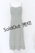 axes femme POETIQUE / プリーツスリットデザインワンピース  グリーン O-25-04-20-036-AX-OP-IG-OS