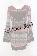 Ozz oneste / ベロア総柄チュニック  ブラック×レッド系 O-25-04-21-040-OO-OP-IG-OS