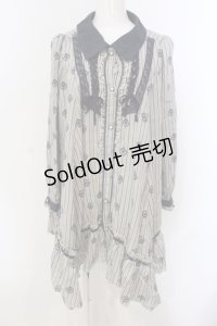 axes femme / フリルヘムシャツチュニック  ベージュ×ネイビー O-25-04-21-049-AX-OP-IG-OS