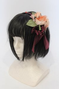 Innocent World / バラと木の実のカチューシャ  ワイン O-25-04-21-085-IW-AC-IG-OS