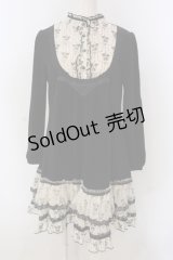 axes femme / プリントブロッキングチュニック  アイボリー×クロ O-25-04-21-029-AX-OP-IG-OS
