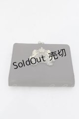 metamorphose / プレート付き財布  ブラウン O-25-04-22-030-ME-ZA-OW-OS