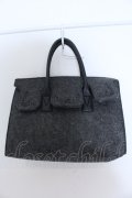 axes femme / ポーチつき刺繍入りフェルトバッグ  グレー O-25-04-22-007-AX-BG-IG-ZT087