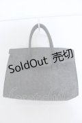 axes femme / ポーチつき刺繍入りフェルトバッグ  グレー O-25-04-22-007-AX-BG-IG-ZT087