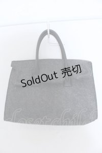 axes femme / ポーチつき刺繍入りフェルトバッグ  グレー O-25-04-22-007-AX-BG-IG-ZT087