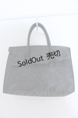 画像1: axes femme / ポーチつき刺繍入りフェルトバッグ  グレー O-25-04-22-007-AX-BG-IG-ZT087
