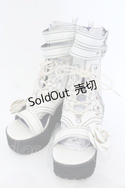 画像1: YOSUKE / 編み上げブーツサンダル  ホワイト O-25-04-22-020-PU-SH-IG-ZT346