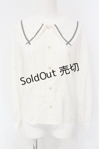 axes femme kawaii / セーラー襟ブラウス  アイボリー O-25-04-24-032-AX-BL-IG-OS