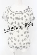 INGEBORG / チェリープリントシフォントップス 9 オフシロ×クロ O-25-04-24-062-LO-TO-IG-OS