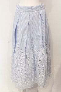 INGEBORG / ストライプフラワー刺繍スカート 3 サックス O-25-04-24-067-LO-SK-IG-OS