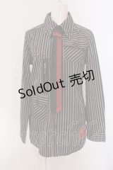 ALGONQUINS / ストライプタイ付きブラウス  ブラック×レッド O-25-04-26-050-AL-BL-IG-OS