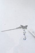 axes femme / 薔薇装飾蝶々かんざし  シルバー O-25-04-27-064-AX-AC-OW-OS