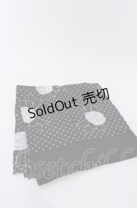 INGEBORG / カメリアリボンスカーフ  クロ×シロ O-25-04-27-082-LO-ZA-IG-ZT445-F005