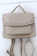 ｍpetit by misako / スカラップ被せの3WAYバッグ  アイボリー O-25-04-27-016-LO-BG-IG-OS
