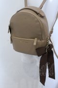 Maison de FLEUR / リボンMリュック  ベージュ O-25-04-27-017-LO-BG-IG-OS