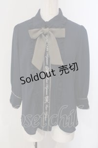 axes femme POETIQUE / バラメッセージ刺繍ブラウス  ネイビー O-25-04-29-026-AX-BL-IG-OS