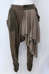 Ozz Croce / イレギュラーギャザーサルエルパンツ  カーキブラウン O-25-04-29-081-OO-PA-IG-OS