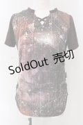 Ozz Croce / 転写VネックTシャツ  ワイン O-25-04-29-091-OO-TS-IG-OS