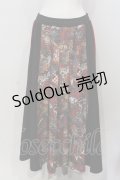 Qutie Frash / 和柄プリーツフレアスカート  レッド×ブラック O-25-04-29-016-QU-SK-OW-OS