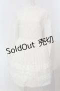 Jane Marple / タックワンピース m ホワイト O-25-04-29-003-JM-OP-IG-OS