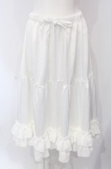 axes femme kawaii / ミディフリルペチスカート M シロ O-25-04-30-1050-AX-SK-OW-OS