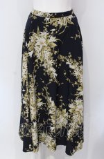 画像1: 【SALE】INGEBORG / 百合柄フレアスカート  ネイビー O-25-04-30-1012-LO-SK-IG-ZT363 (1)