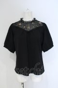 Fi.n.t / ヨークローズ刺繍プルオーバーブラウス F クロ O-25-04-30-1122-CA-BL-OW-OS