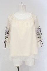 an another angelus / スミレ刺繍チュールブラウス F アイボリー O-25-04-30-1123-CA-BL-OW-OS