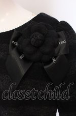 画像2: 【SALE】INGEBORG / カメリアコサージュボーダーウールワンピース 9 クロ×グレー O-25-04-30-1023-LO-OP-IG-ZT367 (2)