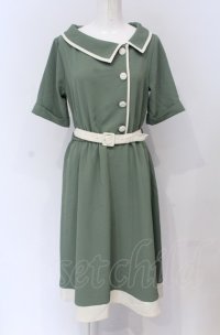 Fi.n.t / サイド衿バイカラーワンピース  グリーン O-25-04-30-2046-CA-OP-IG-OS