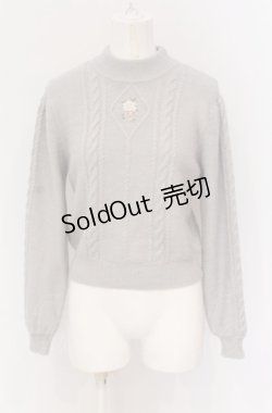 画像1: an another angelus / カメオ風ローズ刺繍ニットプルオーバー  アイボリー O-25-04-30-2057-CA-TO-IG-ZT083