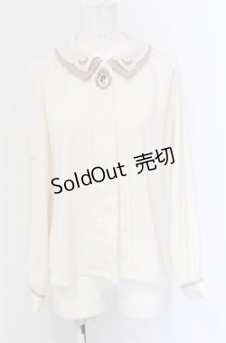 画像1: Fi.n.t / レリーフローズ刺繍ダブルカラーブラウス  アイボリー×ピンクベージュ O-25-04-30-2014-CA-BL-IG-OS