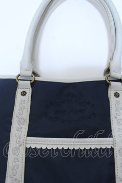 画像3: axes femme / 刺繍入りナイロンバッグ  ネイビー O-25-05-03-004-AX-BG-OW-ZT-K021