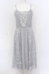 axes femme / モチーフレースキャミワンピース M グレー O-25-05-06-019-AX-OP-OW-OS