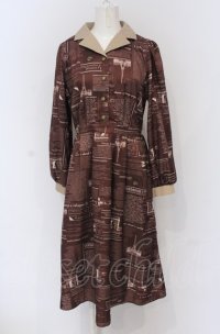 axes femme / nouvelle柄ワンピース F ブラウン O-25-05-06-003-AX-OP-OW-OS