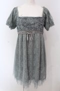 axes femme / モチーフレース使いチュール切替ワンピース M グリーン O-25-05-08-038-AX-OP-OW-OS