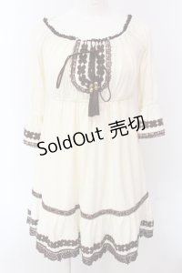 LIZ LISA / チロリアンテープカットチュニック  アイボリー×ブラウン O-25-05-08-049-LO-TO-IG-OS