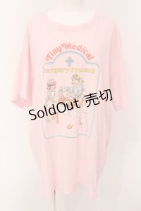 Candy Stripper / TINY MEDICAL BIG Tシャツ 2 ピンク O-25-05-08-054-PU-TS-IG-OS
