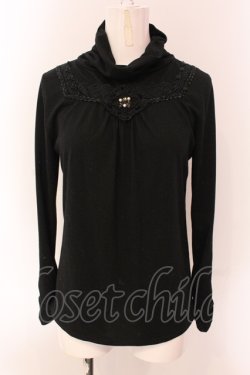 画像1: axes femme / 胸元ビジュー&レースハイネックトップス M クロ O-25-05-08-060-AX-TO-IG-OS
