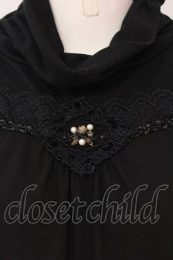 画像2: axes femme / 胸元ビジュー&レースハイネックトップス M クロ O-25-05-08-060-AX-TO-IG-OS