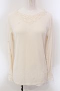 axes femme / モチーフレースインナー F アイボリー O-25-05-10-038-AX-TO-IG-OS