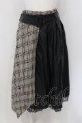 axes femme POETIQUE / チェッププリーツフェイクレザースカート  クロ×アイボリー O-25-05-10-045-AX-SK-IG-OS