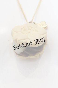 画像2: Q-pot. / サクラモナカコシアンネックレス  サクラモナカコシアン（ベージュ×ブラウン） O-25-05-10-051-QP-AC-OW-OS