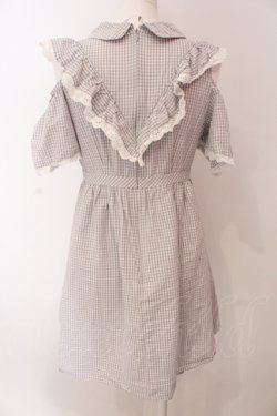 画像4: evelyn / ショルダーカットギンガムワンピース  グレー O-25-05-12-080-LO-OP-IG-OS